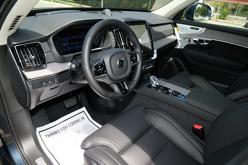 New 2026 Volvo XC90 T8 Ultra w/ Lounge Package AWD/4WD image 12