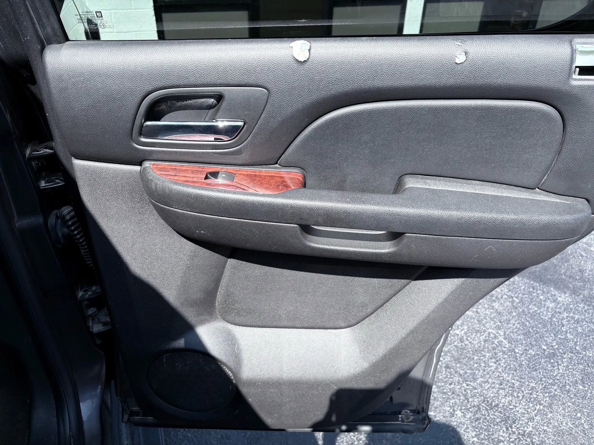 Used 2010 Chevrolet Tahoe LS w/ Regional Value Package image 18