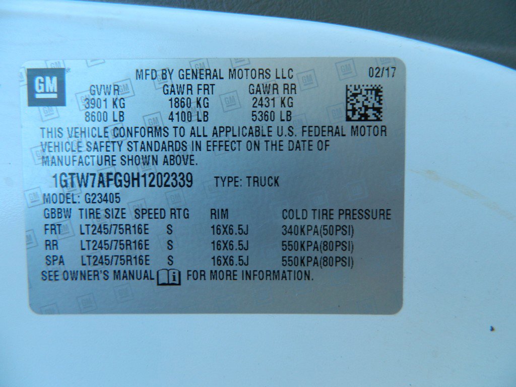 Used 2017 GMC Savana 2500 image 23