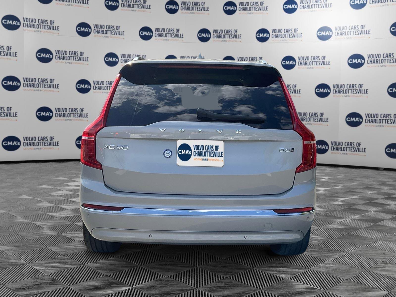Certified 2023 Volvo XC90 B6 Ultimate AWD/4WD image 4