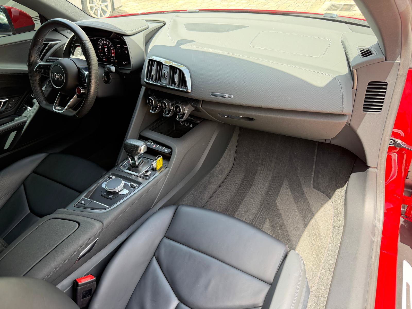 Used 2021 Audi R8 V10 RWD image 42
