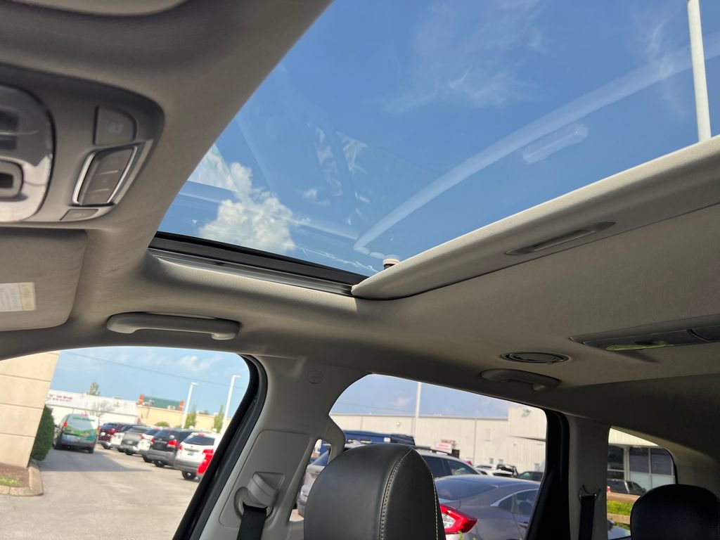 Used 2022 Kia Telluride S AWD/4WD image 24