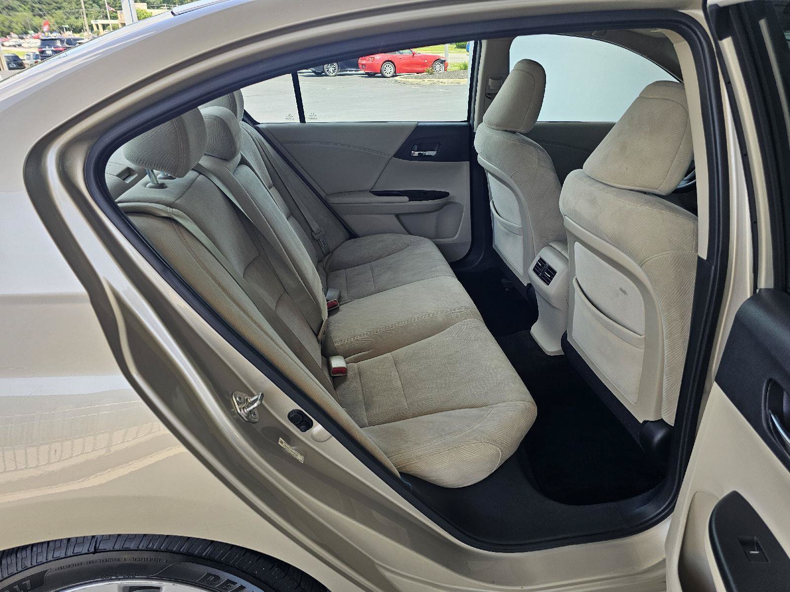 Used 2014 Honda Accord EX image 14