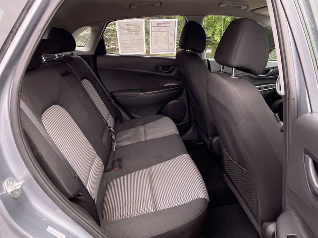 Used 2021 Hyundai Kona SE FWD image 24