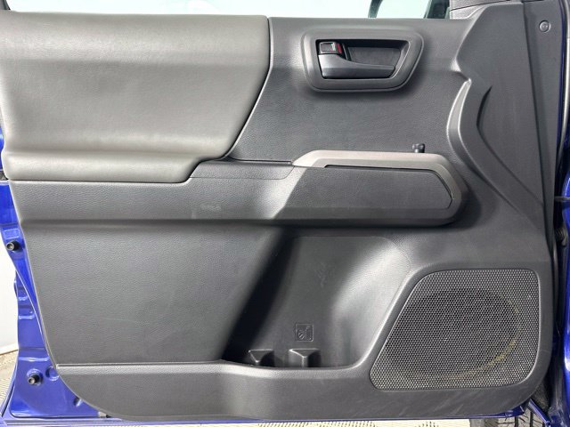 Used 2023 Toyota Tacoma SR5 AWD/4WD image 23