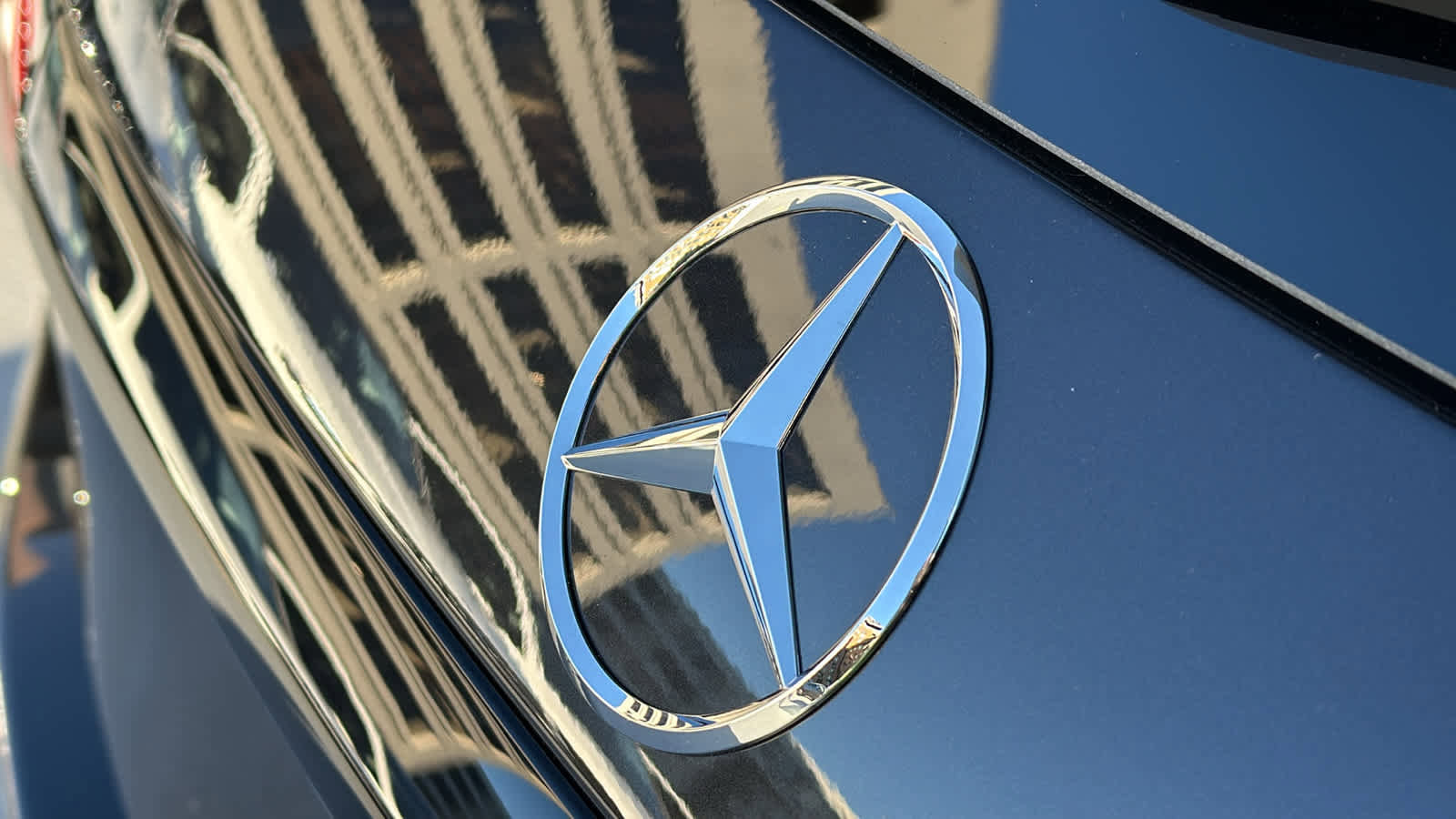 New 2026 Mercedes-Benz GLC 300 4MATIC image 9