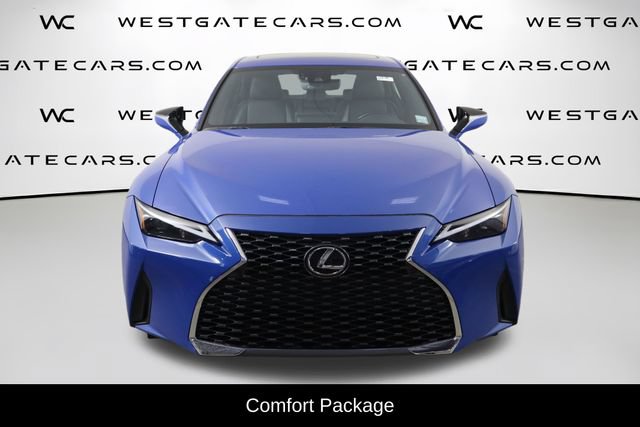 Used 2024 Lexus IS 300 w/ Comfort Package RWD video 2
