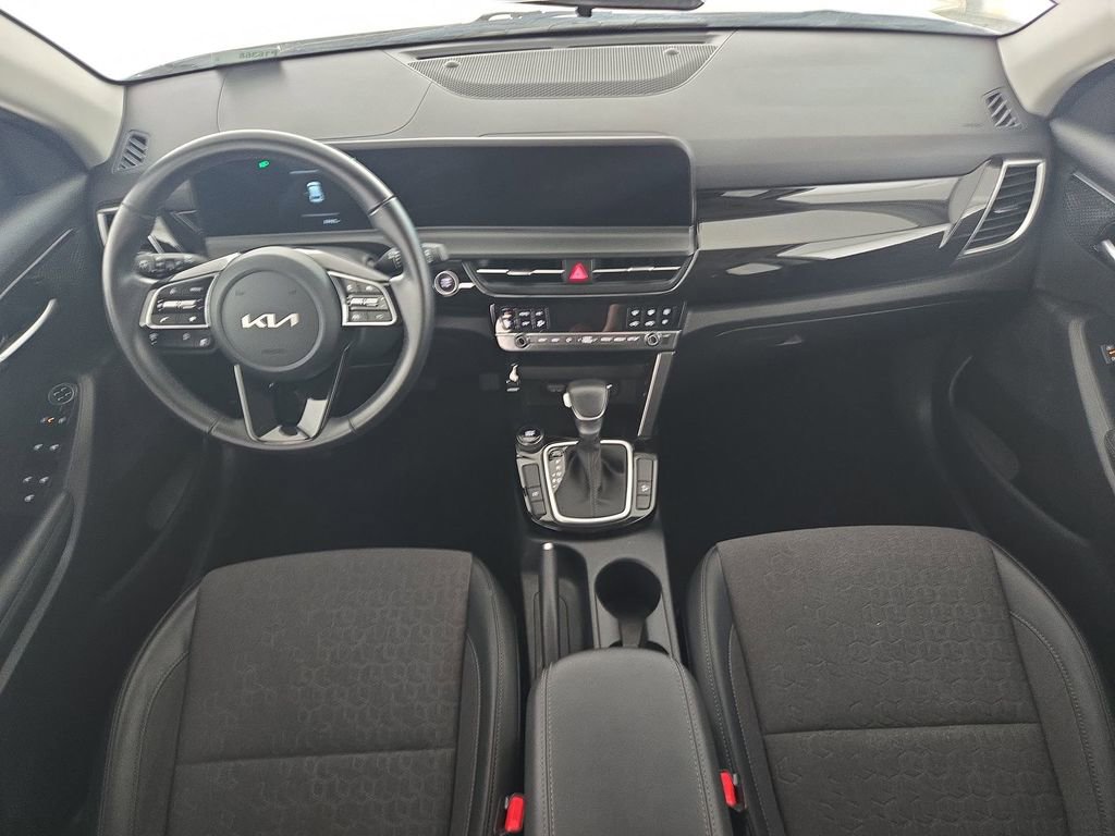 Used 2025 Kia Seltos S image 26