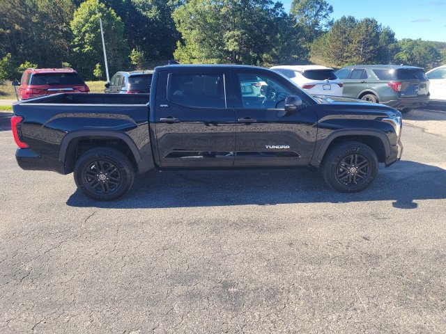 Used 2023 Toyota Tundra SR5 w/ SR5 Convenience Package AWD/4WD image 4