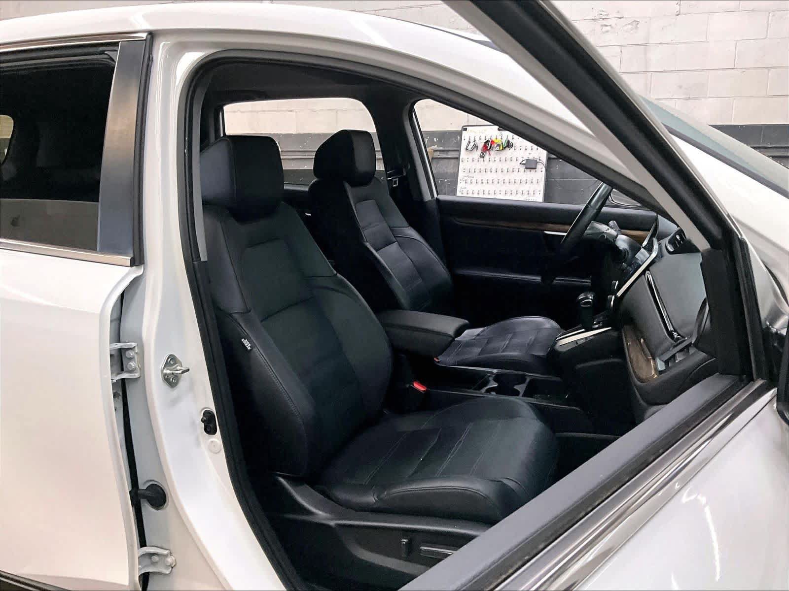Used 2020 Honda CR-V EX-L image 11