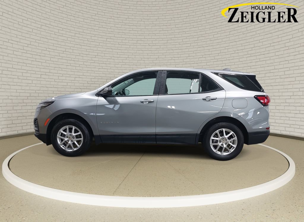 Used 2024 Chevrolet Equinox LS w/ LPO, Floor Liner Package image 8