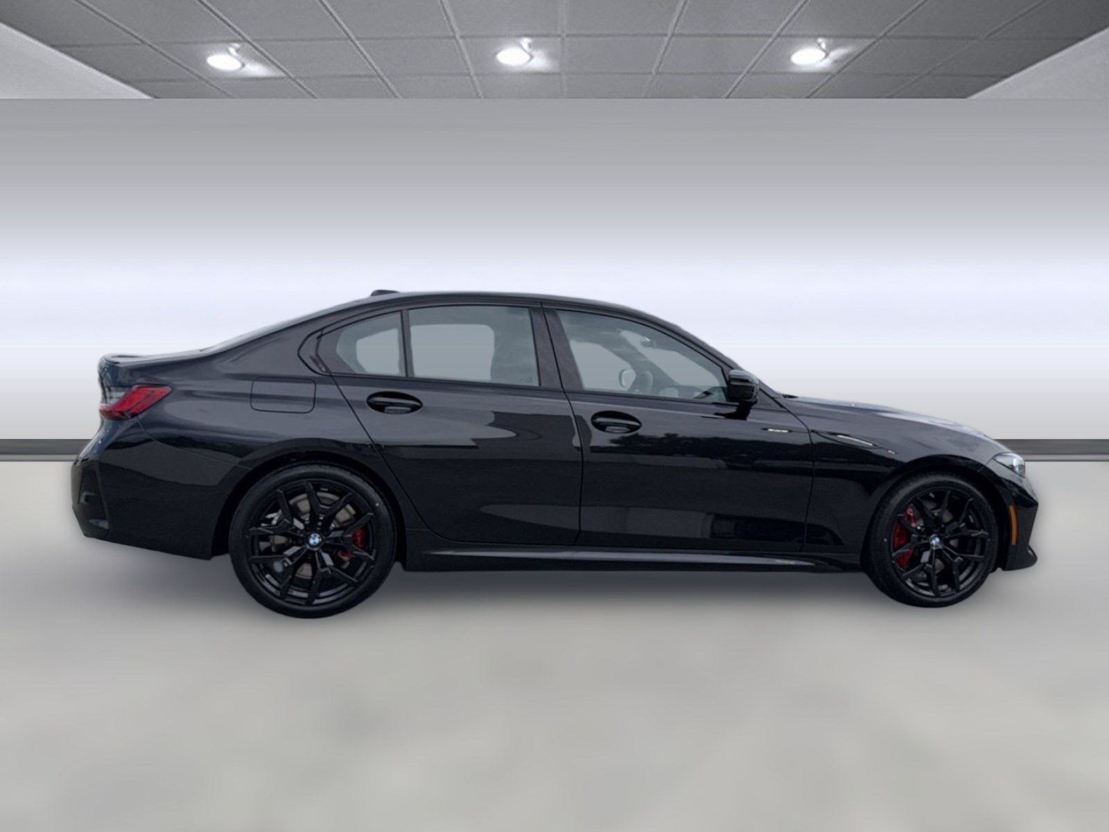 Used 2026 BMW 330i Sedan w/ M Sport Package RWD image 7