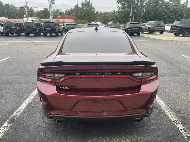 Used 2017 Dodge Charger R/T RWD image 6