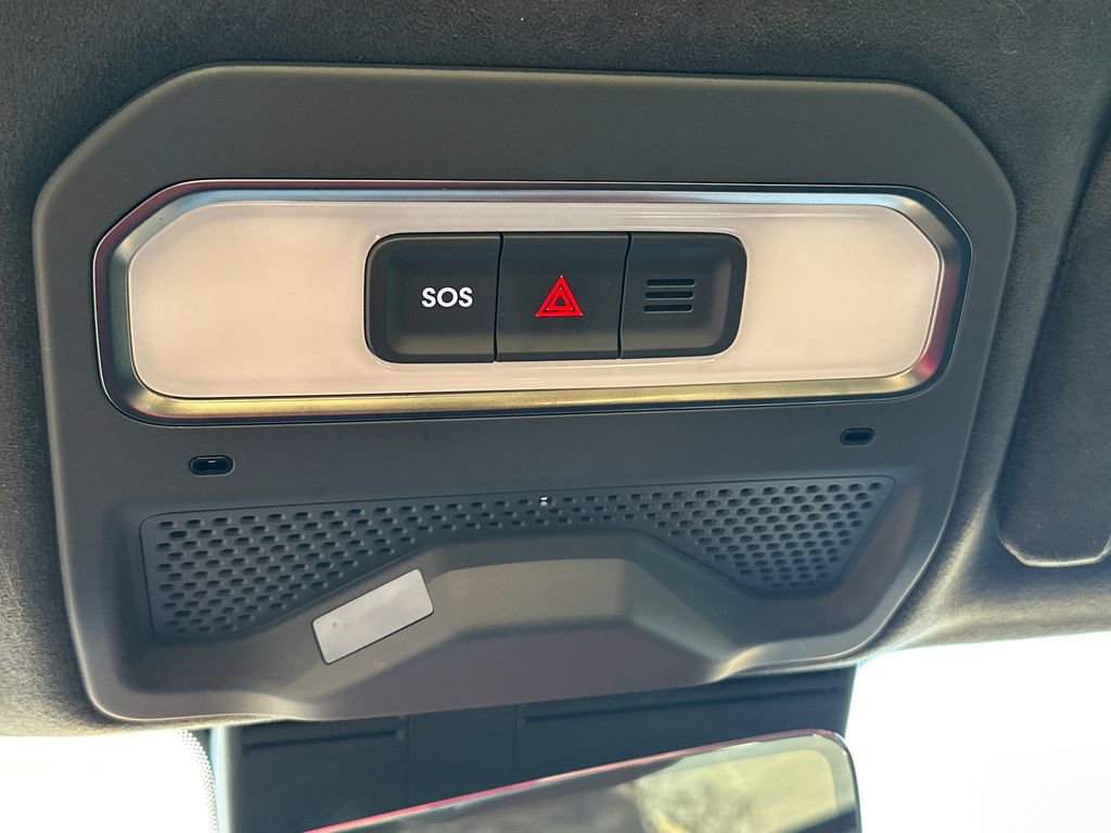 Used 2022 Rivian R1T Launch Edition image 34