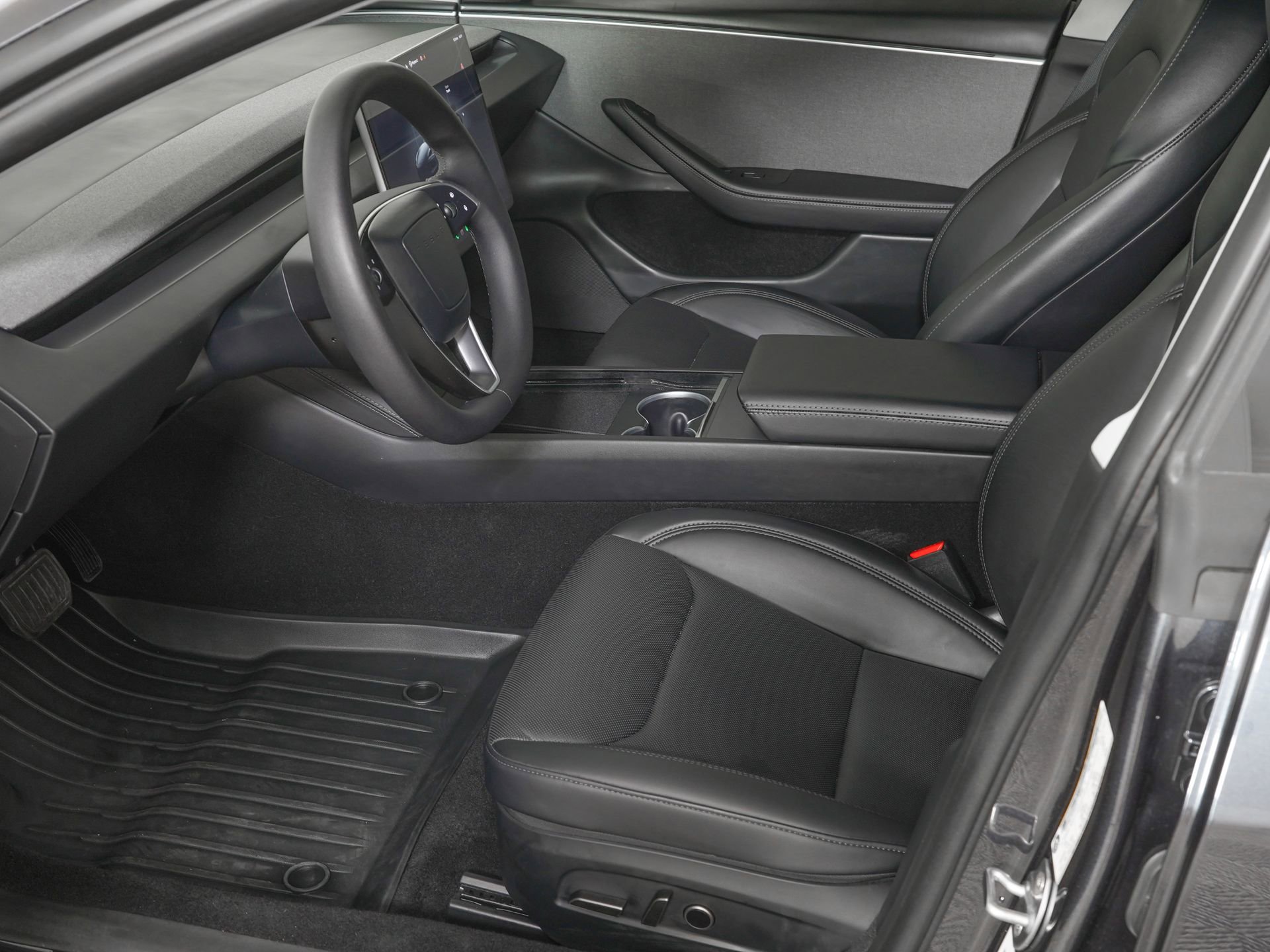 Used 2025 Tesla Model 3 Long Range image 14