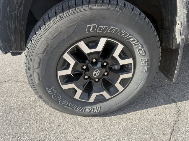 Used 2019 Toyota Tacoma TRD Off-Road image 5