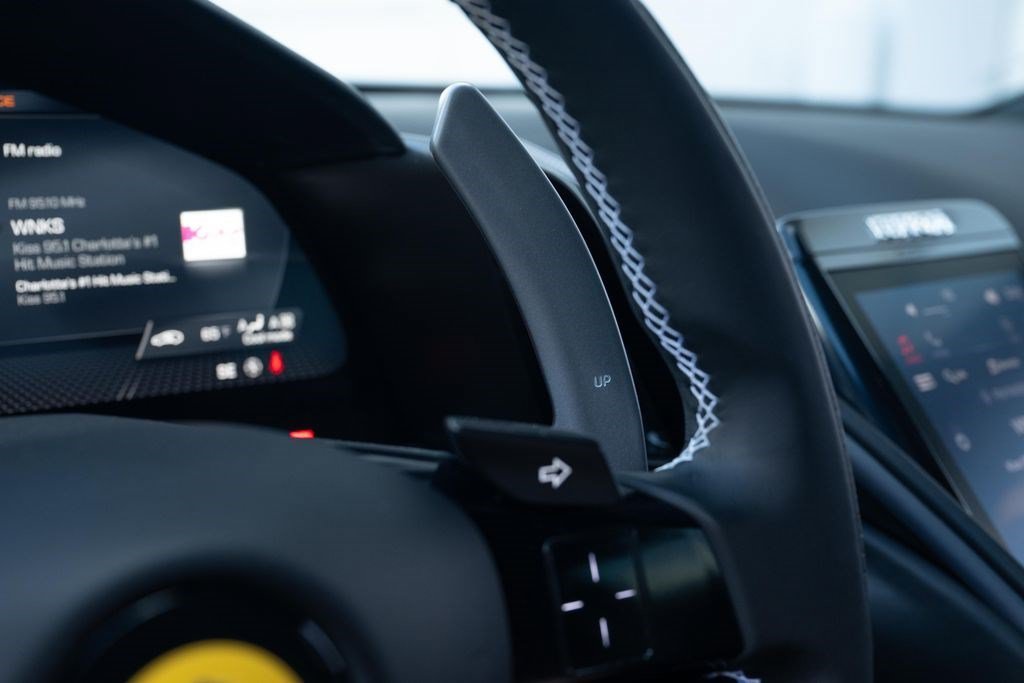 Used 2022 Ferrari Roma RWD image 34