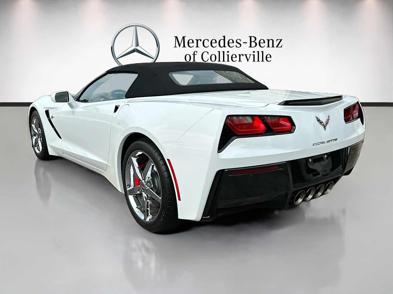 Used 2014 Chevrolet Corvette Stingray Convertible w/ 2LT Preferred Equipment Group RWD image 7