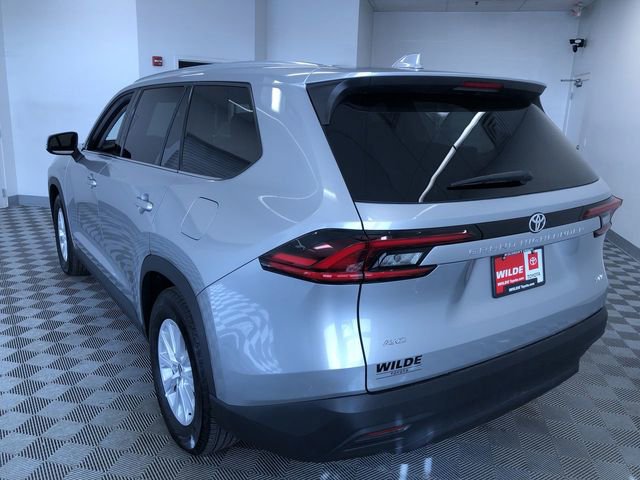 Used 2025 Toyota Grand Highlander AWD image 15