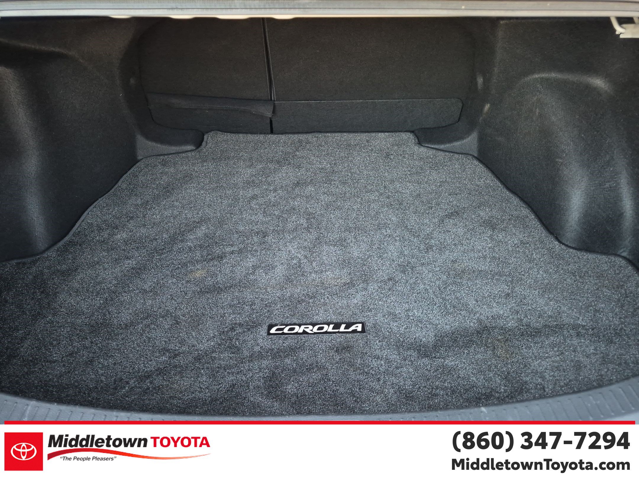 Certified 2025 Toyota Corolla LE FWD image 32