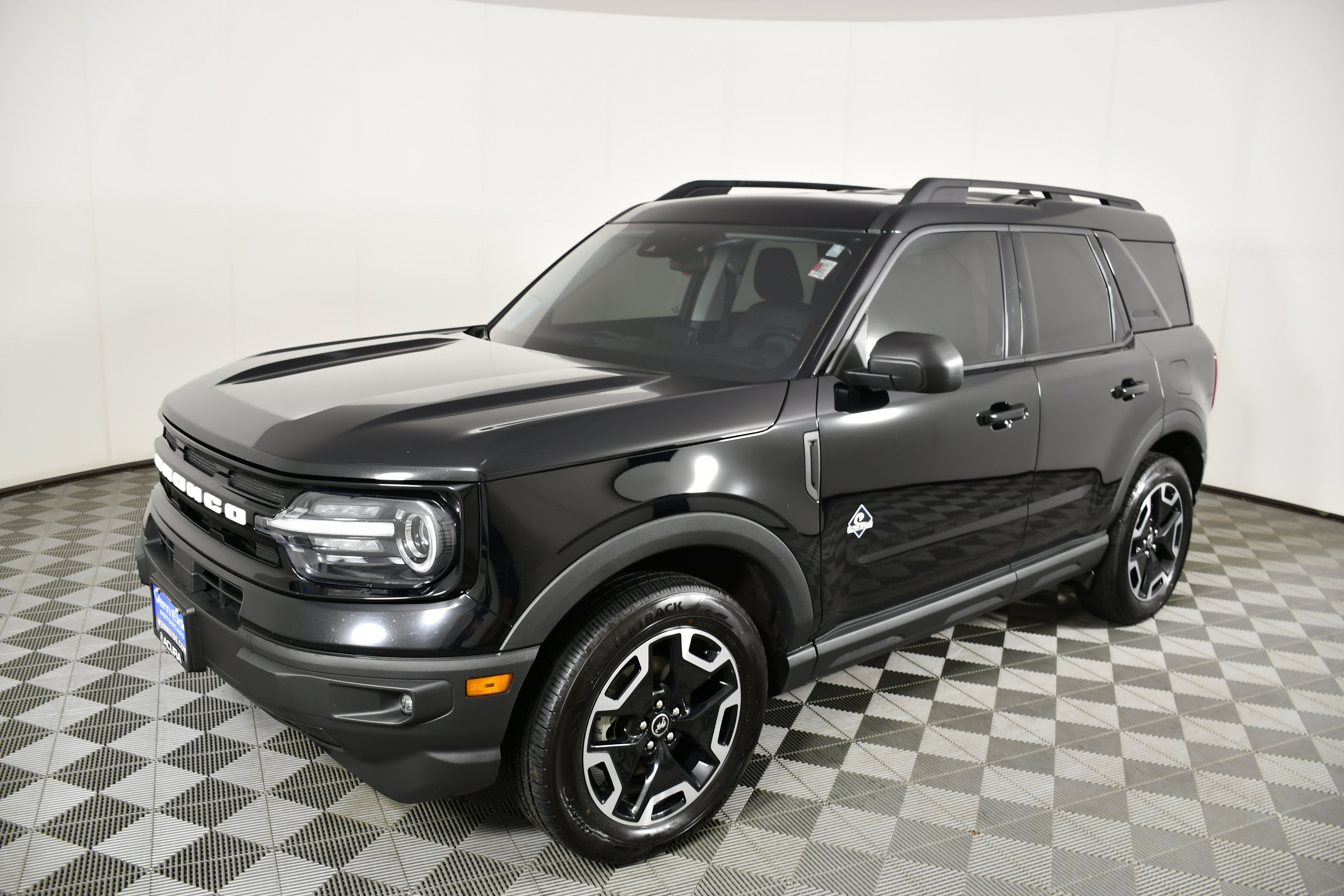 Used 2021 Ford Bronco Sport Outer Banks w/ Outer Banks Package (96D) image 10