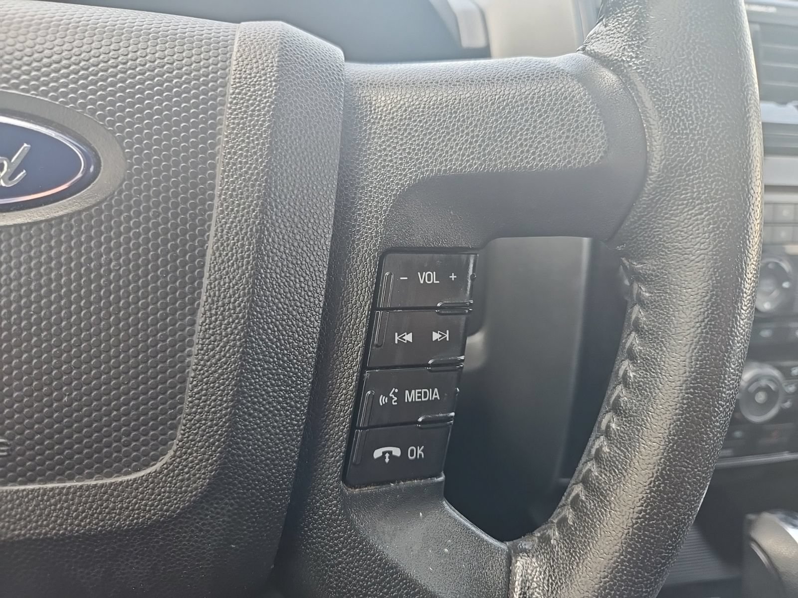 Used 2012 Ford Escape Limited AWD/4WD image 18
