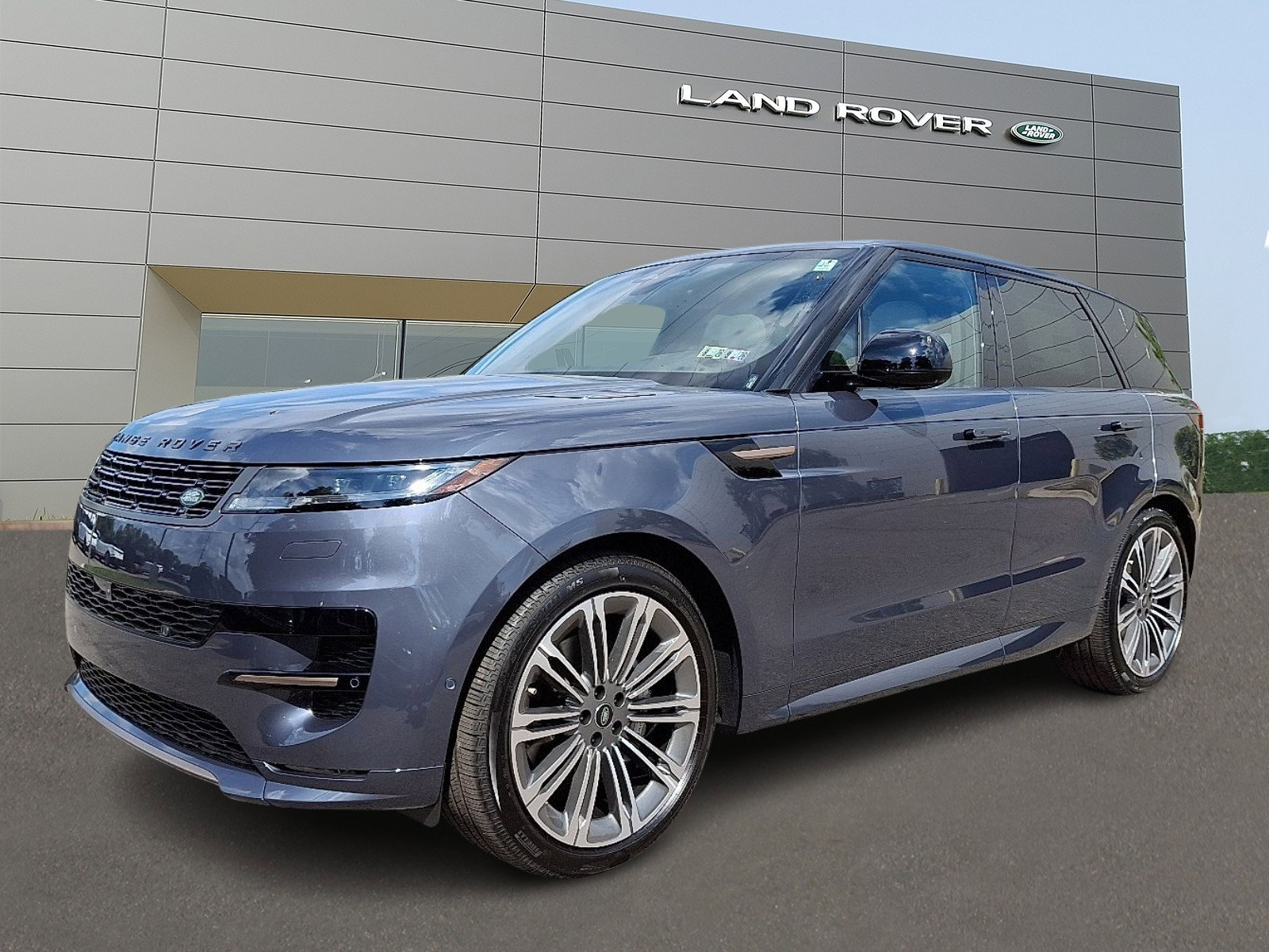 New 2025 Land Rover Range Rover Sport Dynamic SE