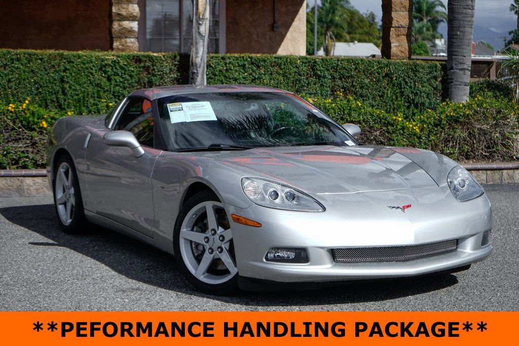 Used 2006 Chevrolet Corvette Coupe w/ Preferred Equipment Group image 2