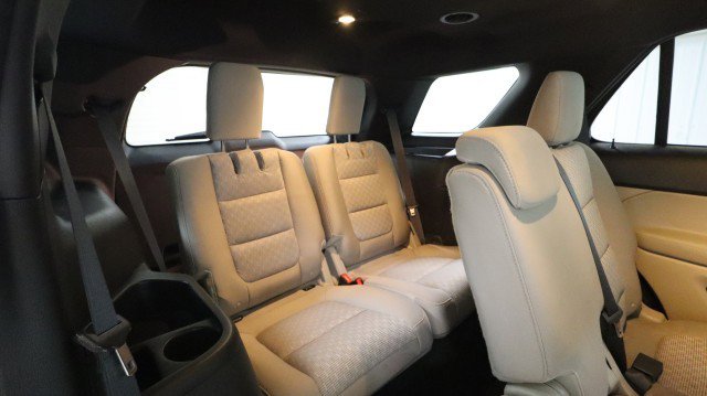 Used 2014 Ford Explorer XLT image 12