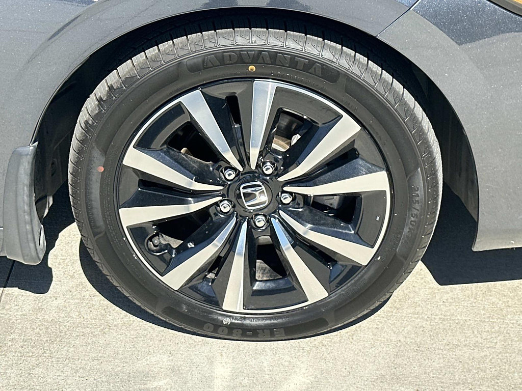 Certified 2024 Honda Civic EX-L image 30