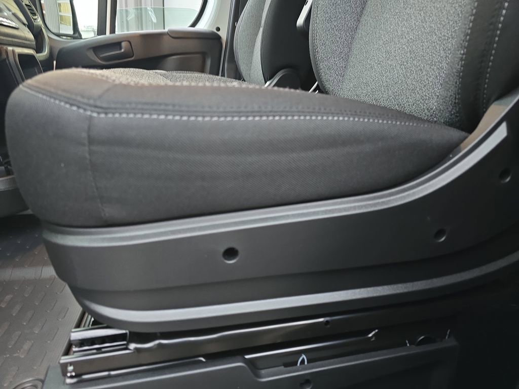 New 2026 RAM ProMaster 1500 w/ Convenience Group FWD image 28