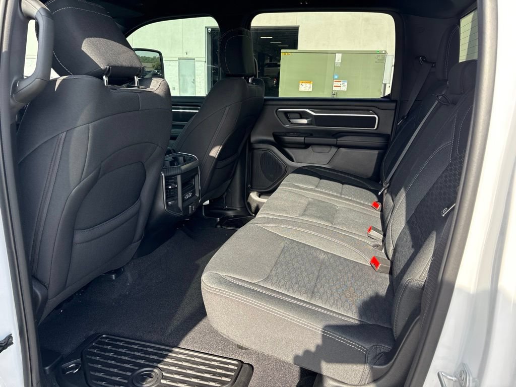 Used 2025 RAM 1500 Big Horn AWD/4WD image 10