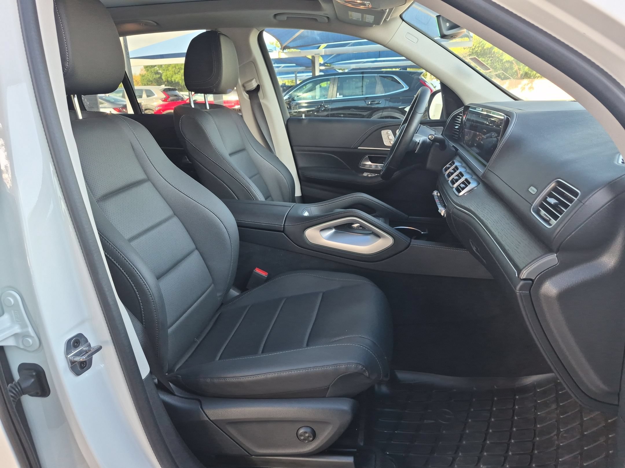 Used 2025 Mercedes-Benz GLE 350 4MATIC image 27