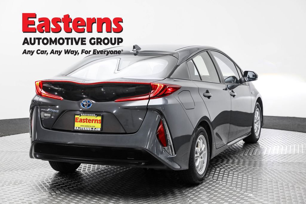Used 2021 Toyota Prius Prime LE FWD image 5