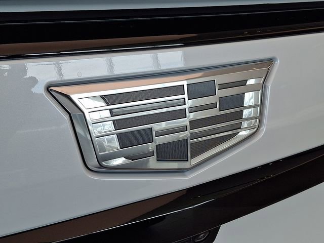 New 2026 Cadillac Escalade ESV Sport w/ LPO, ONYX Package image 17