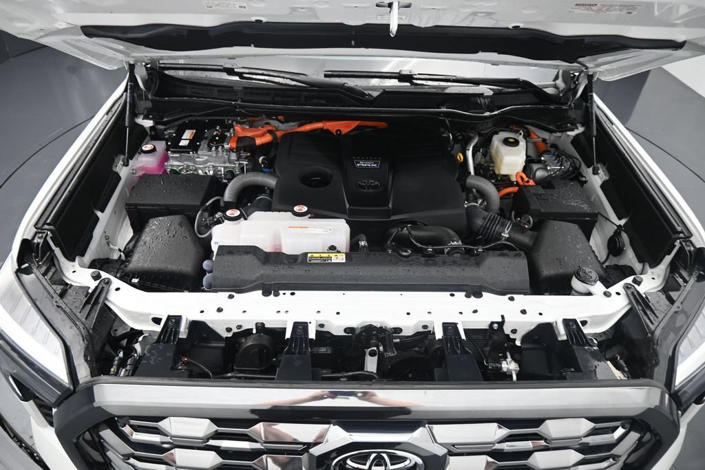 Used 2026 Toyota Tundra Platinum AWD/4WD image 14