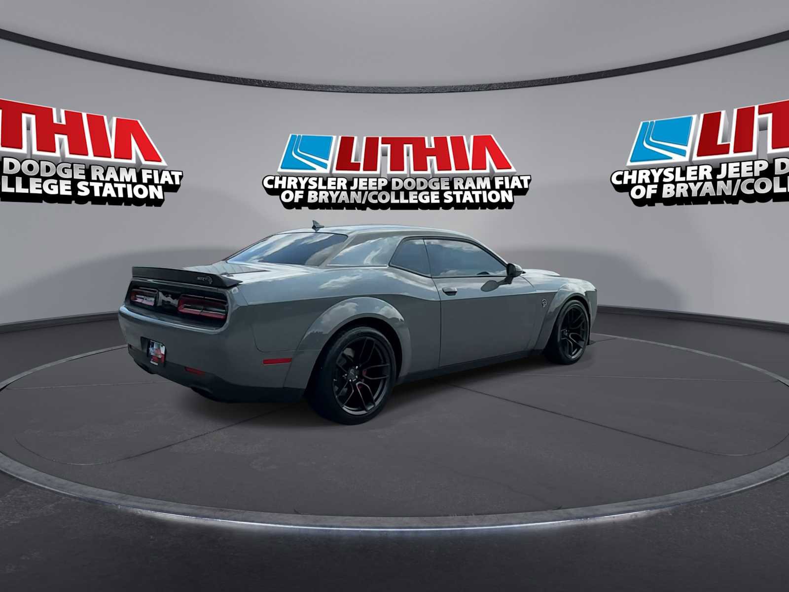Used 2023 Dodge Challenger SRT Hellcat RWD image 8