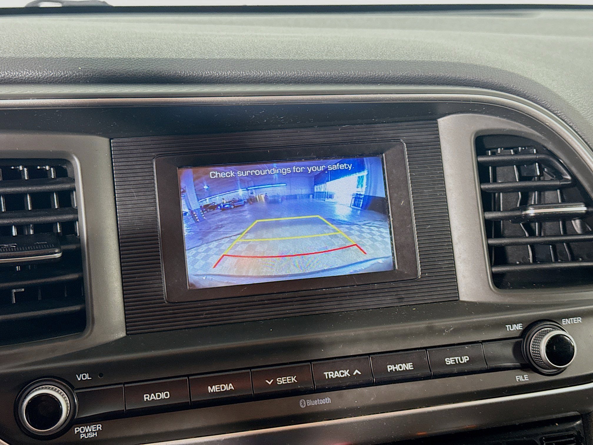 Used 2020 Hyundai Elantra SE w/ Cargo Package (C1) image 19