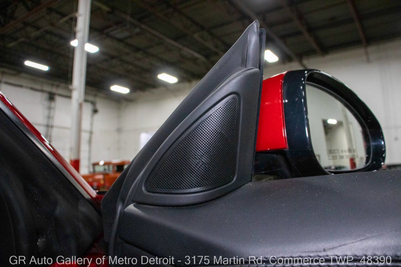 Used 2014 Jaguar F-TYPE S image 39