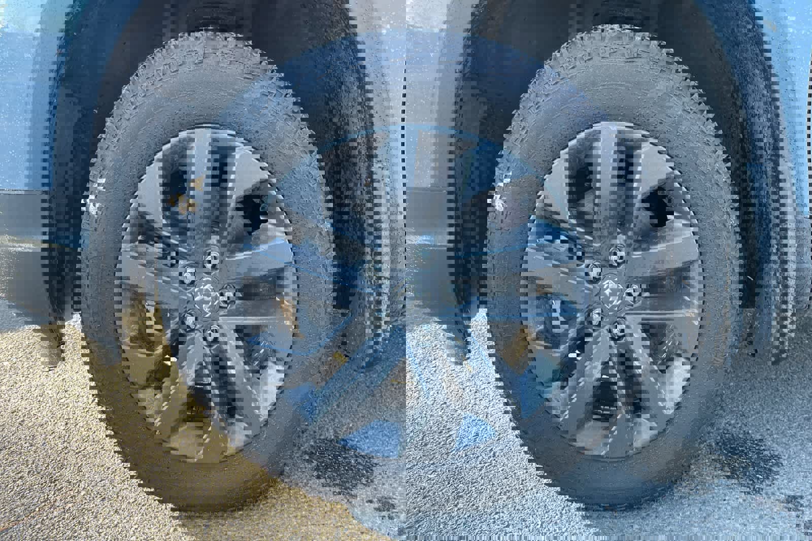 Used 2023 Honda Ridgeline Sport image 11