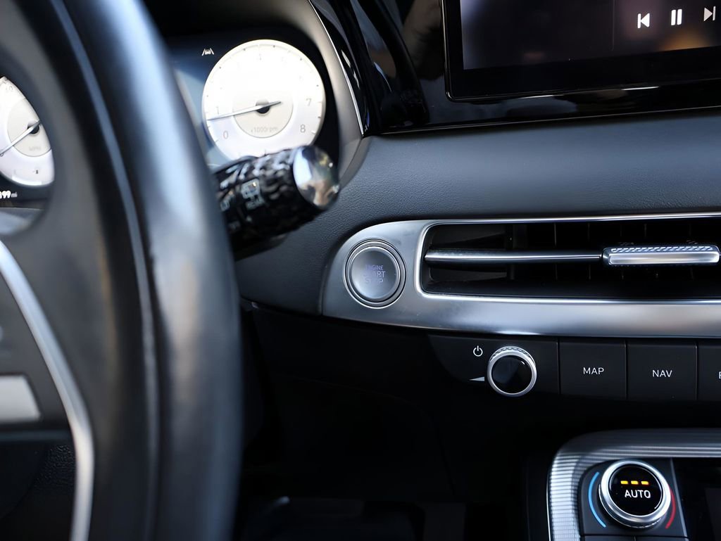 Used 2023 Hyundai Palisade Calligraphy image 32