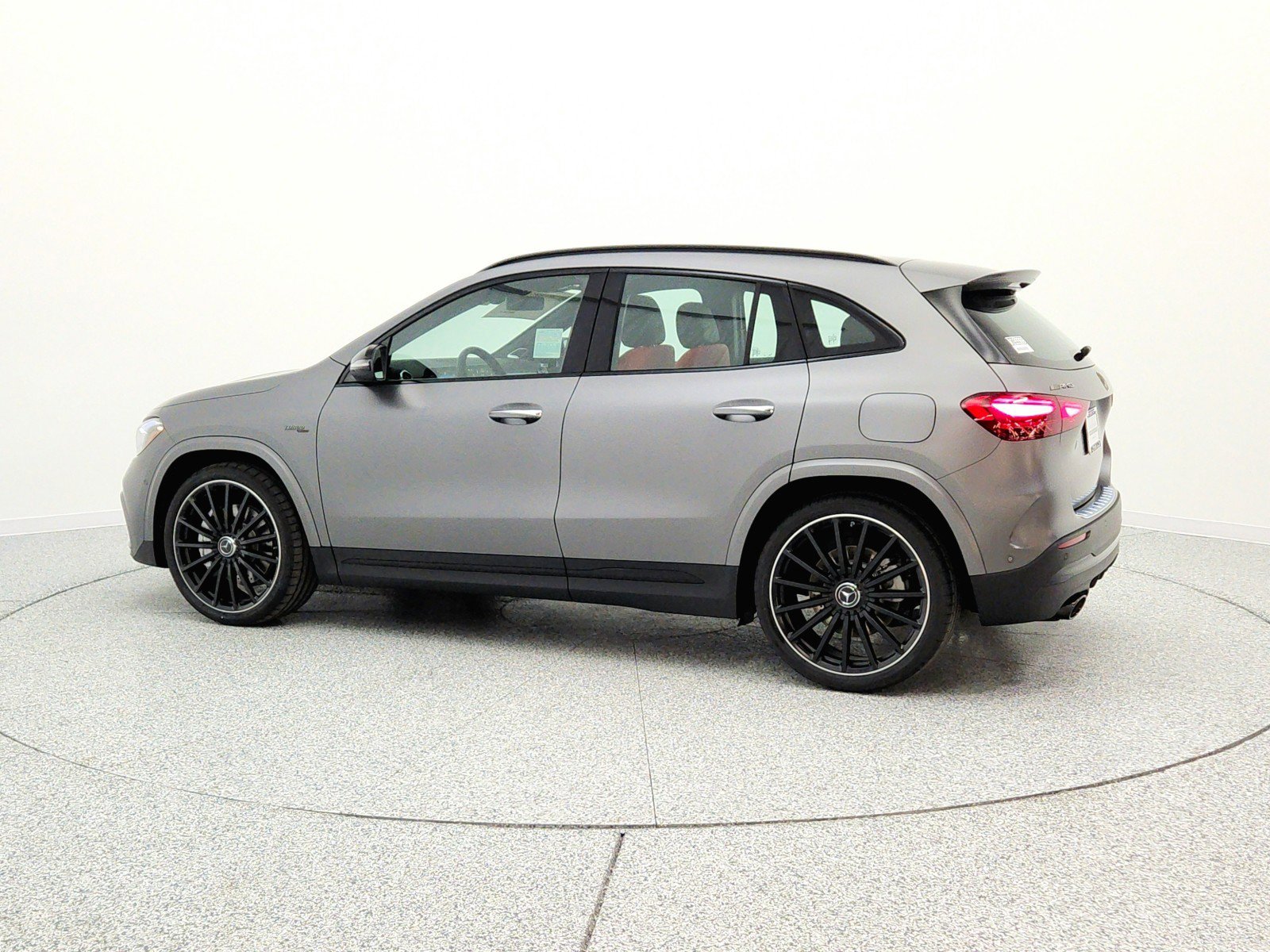 New 2026 Mercedes-Benz GLA 35 AMG 4MATIC image 8