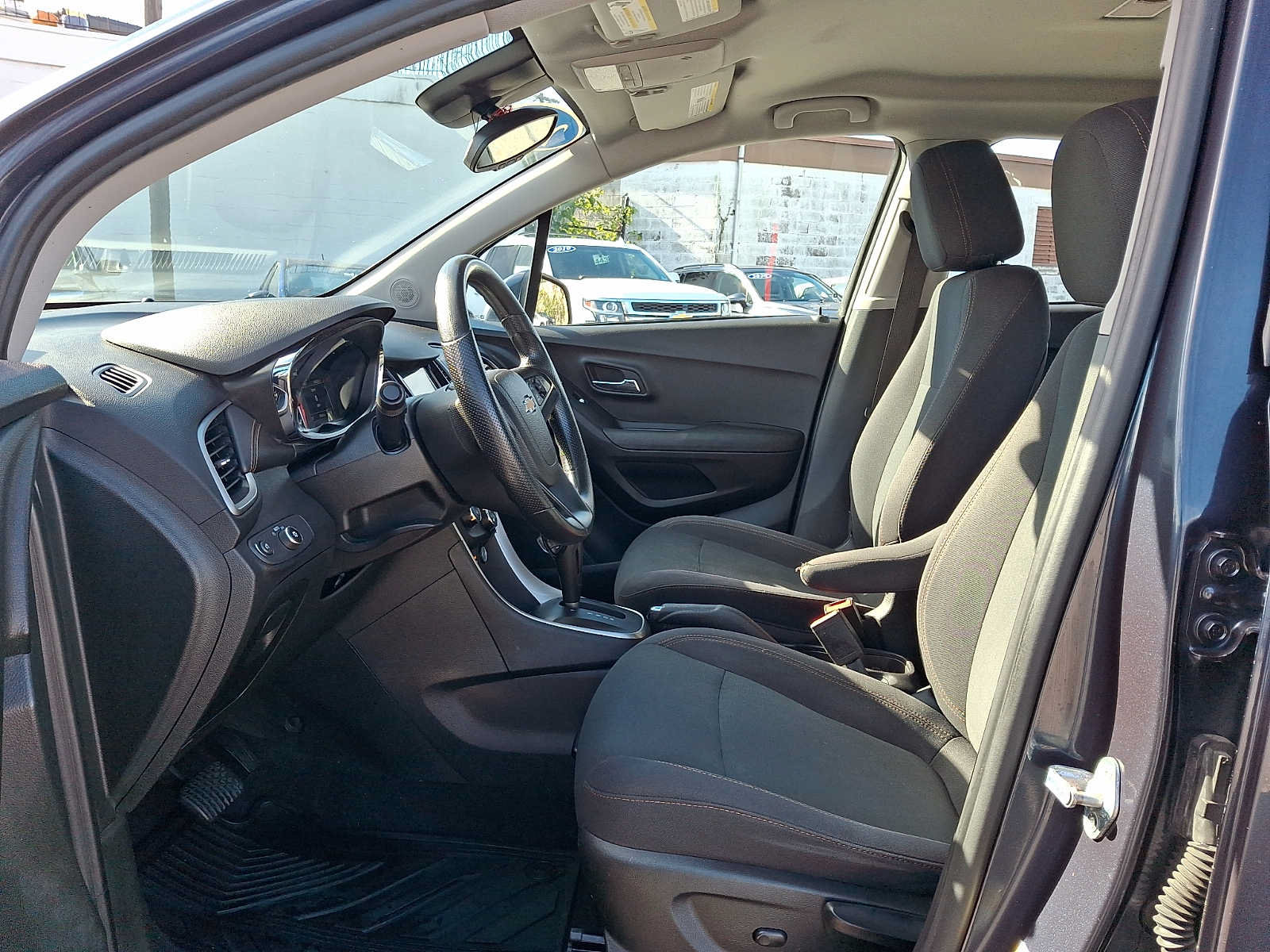 Used 2019 Chevrolet Trax LS w/ LPO, Protection Package FWD image 13