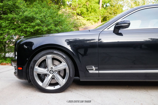 Used 2016 Bentley Mulsanne Speed image 4