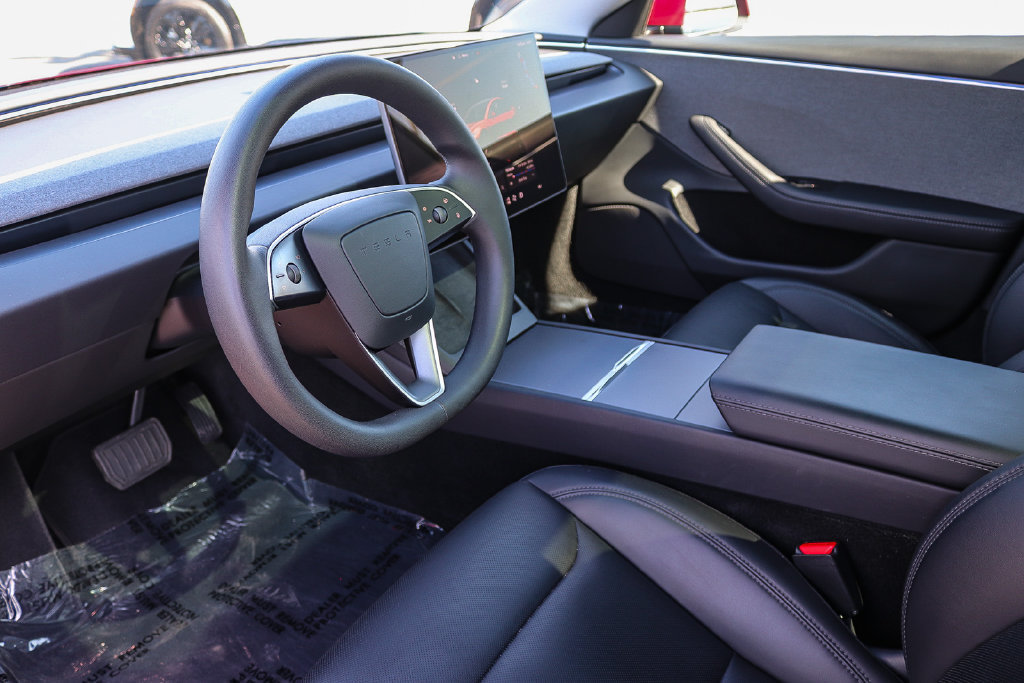 Used 2025 Tesla Model 3 Long Range RWD image 15
