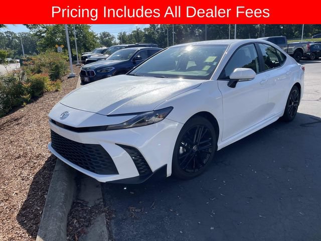 Used 2025 Toyota Camry SE FWD video 1