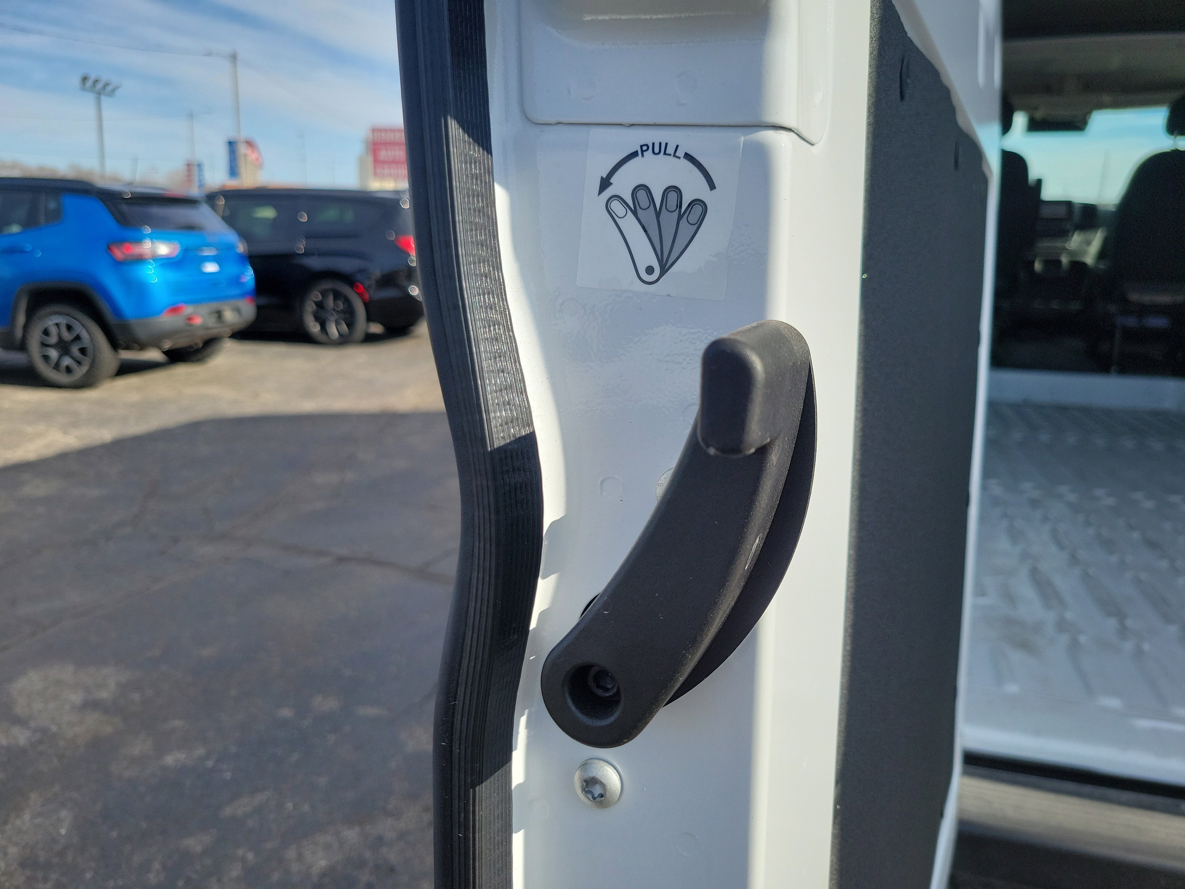 Used 2025 RAM ProMaster 1500 w/ Convenience Group image 18