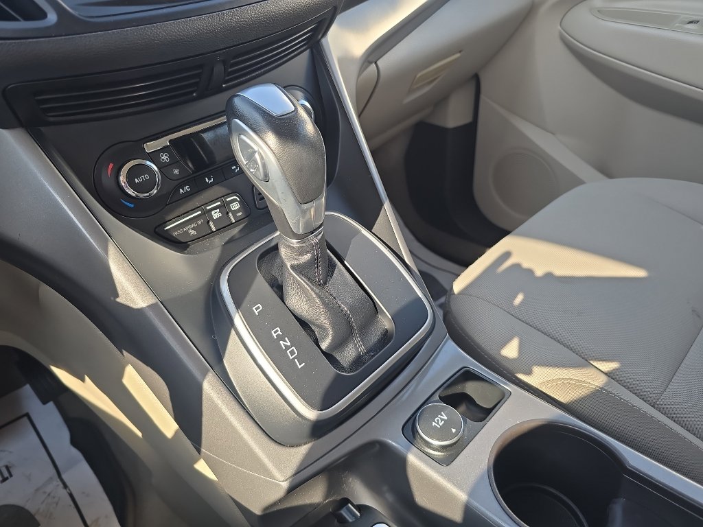 Used 2016 Ford C-MAX SE w/ Equipment Group 202A FWD image 22