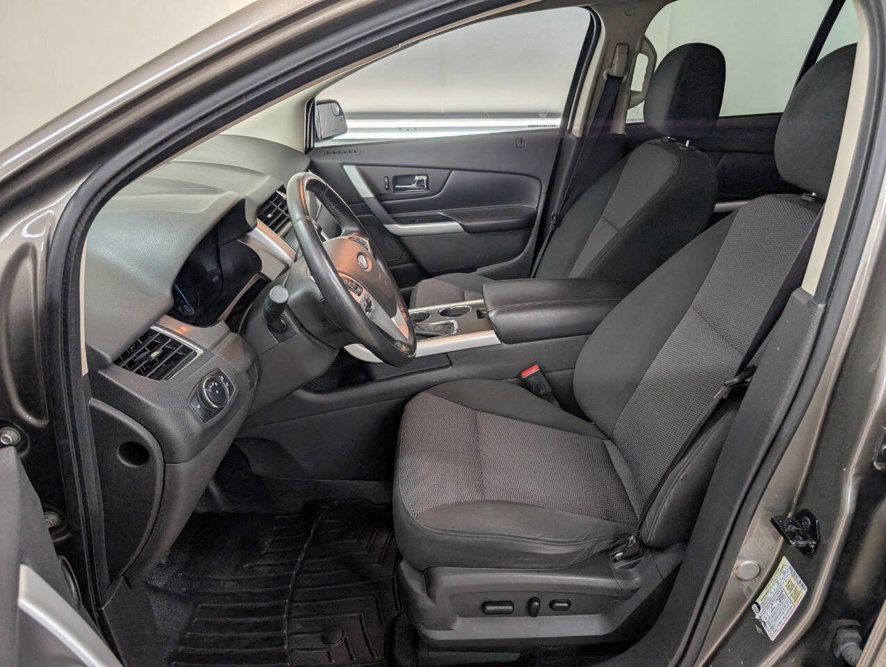 Used 2013 Ford Edge SEL w/ Driver Entry Pkg image 7
