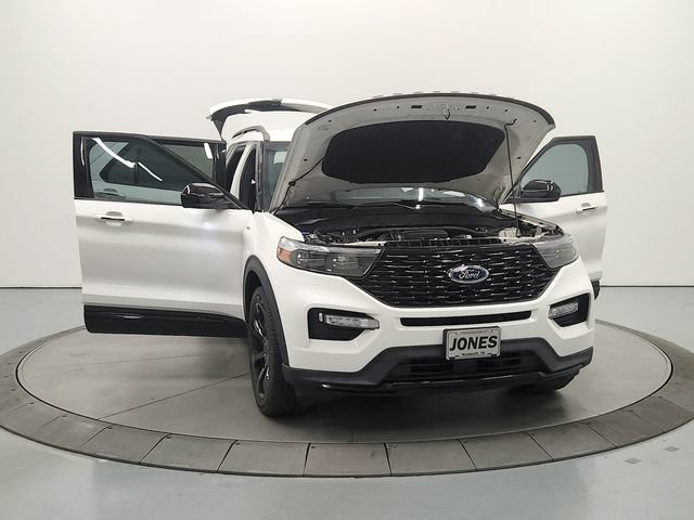 Used 2024 Ford Explorer ST-Line w/ Class IV Trailer Tow Package AWD/4WD image 11